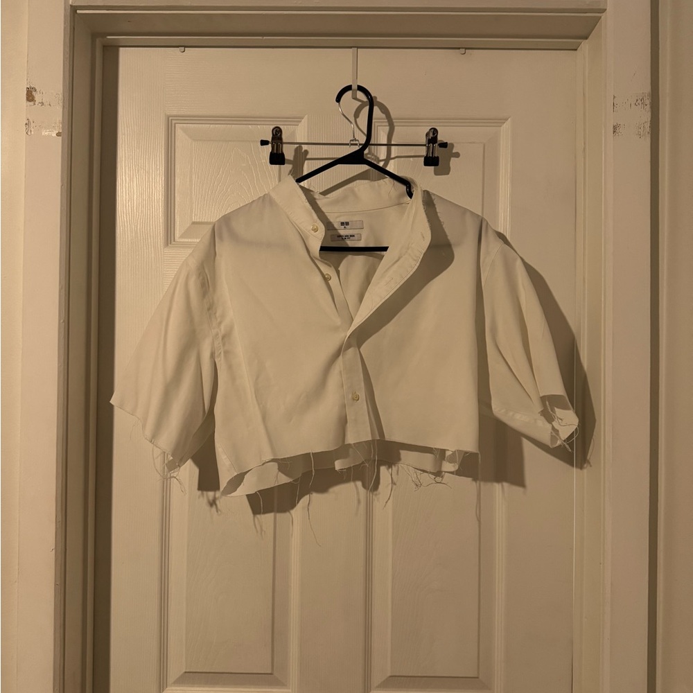 Uniqlo Cream Cropped Shirt